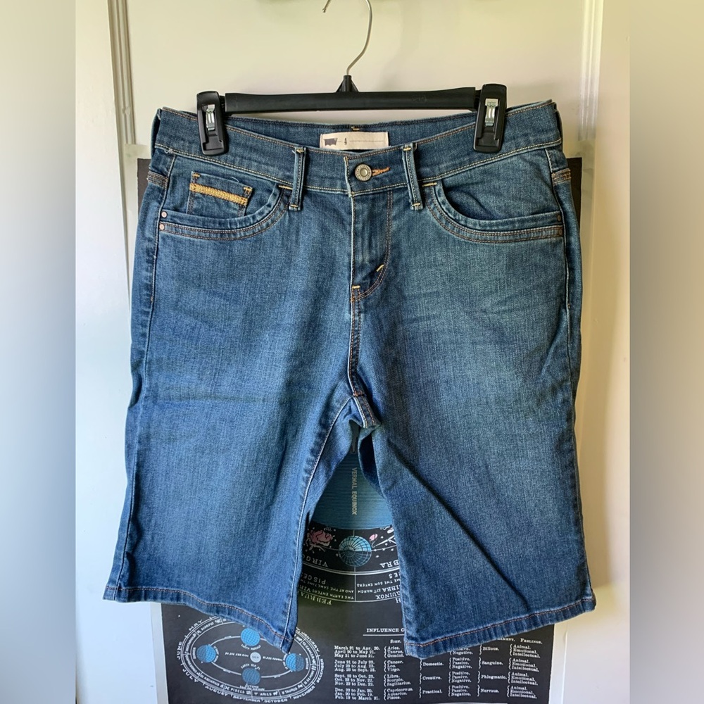Levi’s Women's Blue Denim Bermuda Shorts, 4